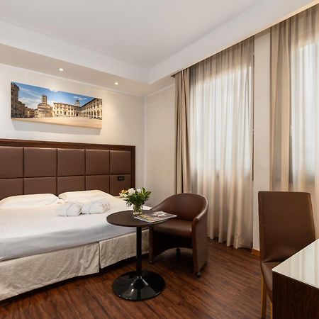 Hotel Minerva Arezzo Luaran gambar