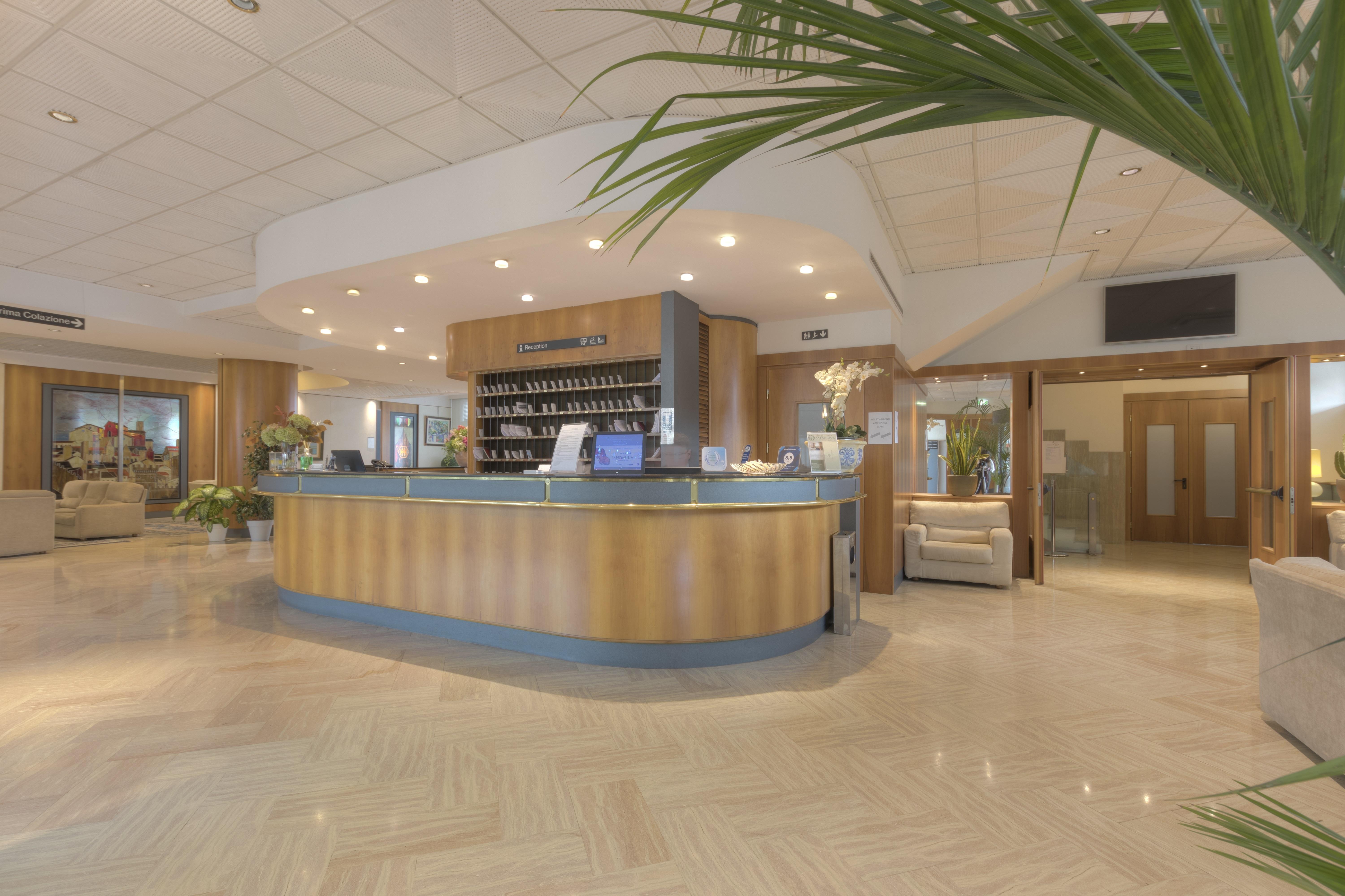 Hotel Minerva Arezzo Luaran gambar