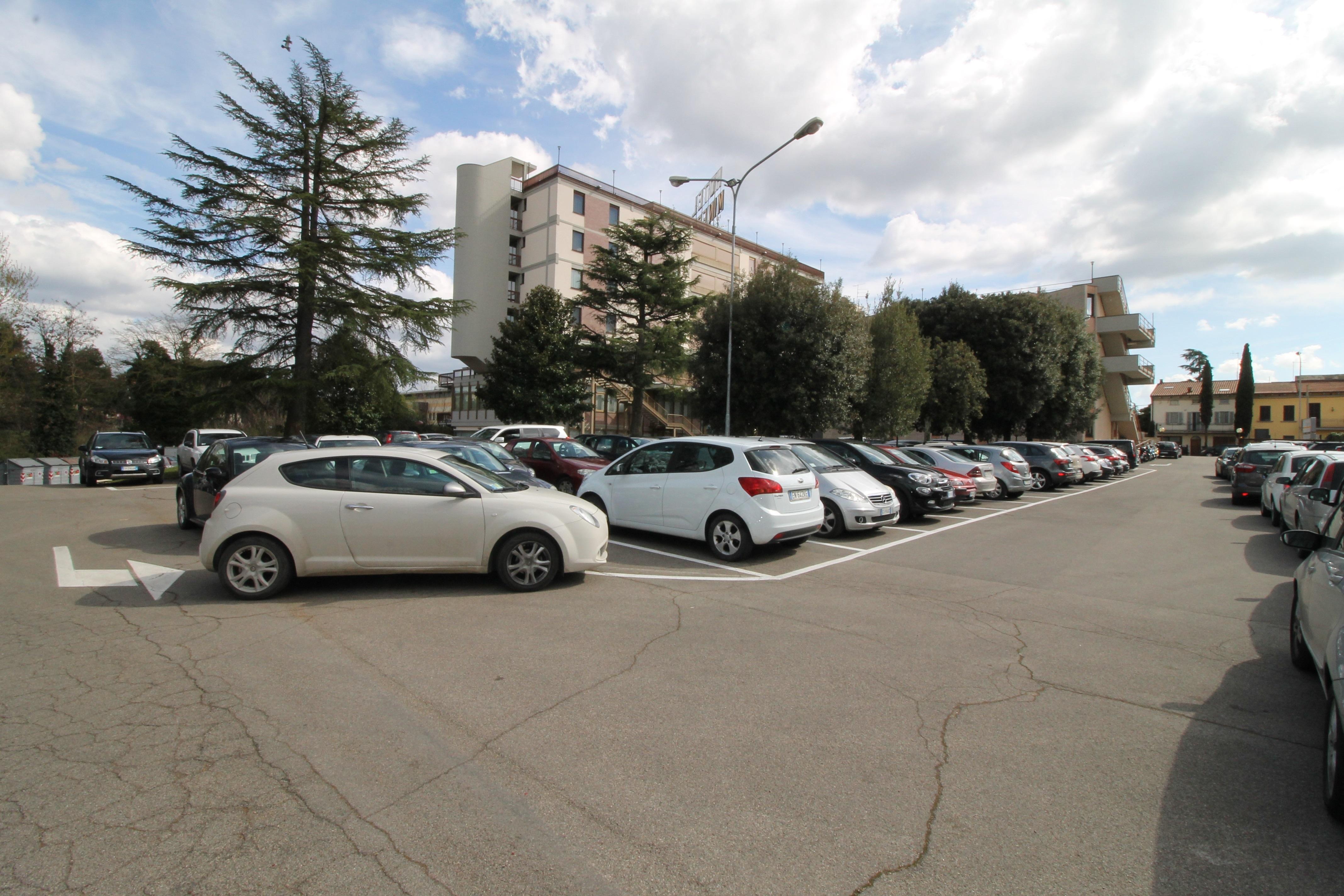 Hotel Minerva Arezzo Luaran gambar