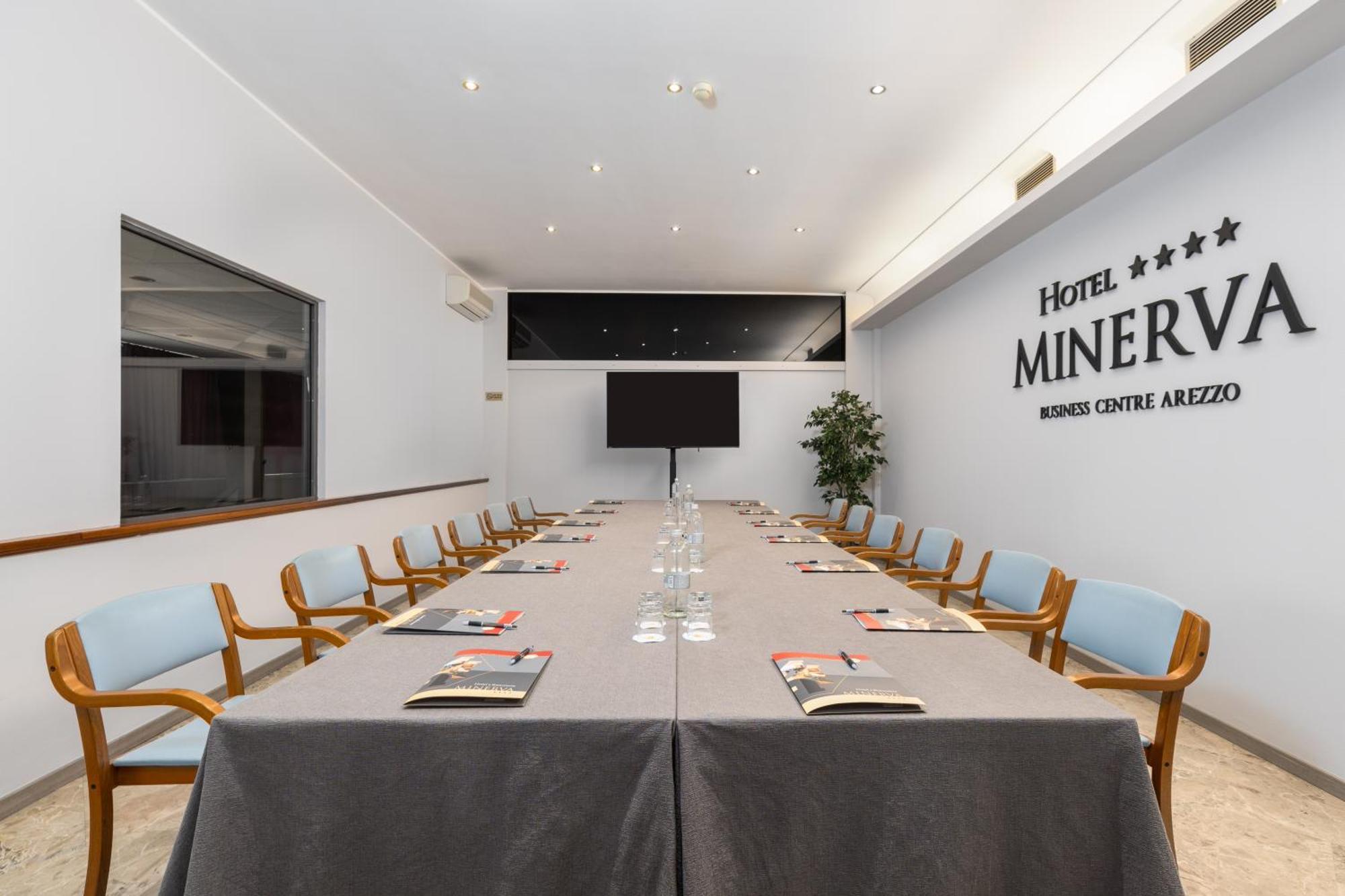 Hotel Minerva Arezzo Luaran gambar