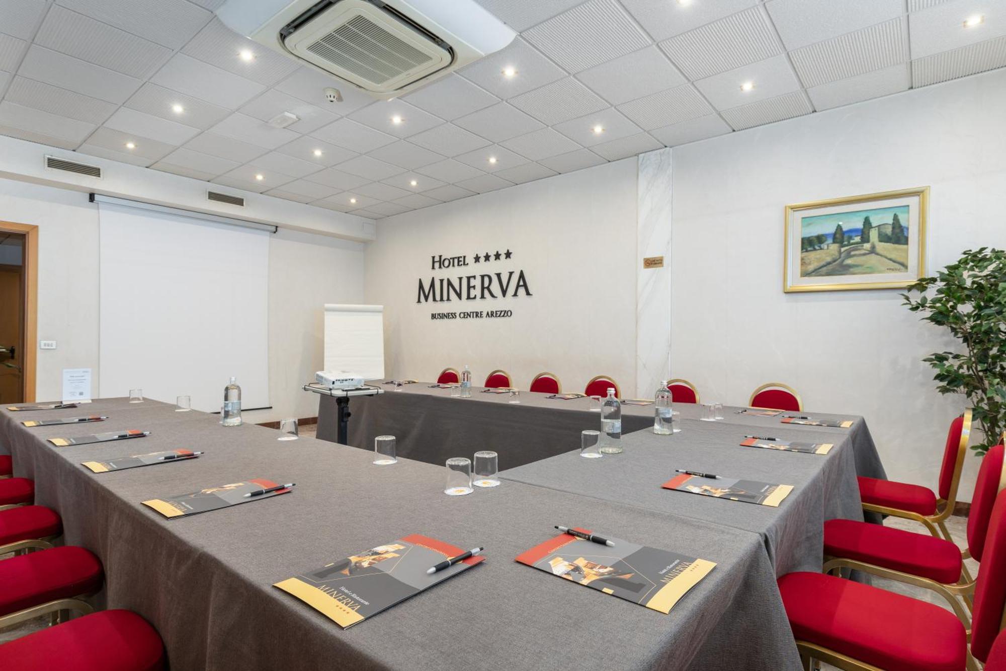 Hotel Minerva Arezzo Luaran gambar