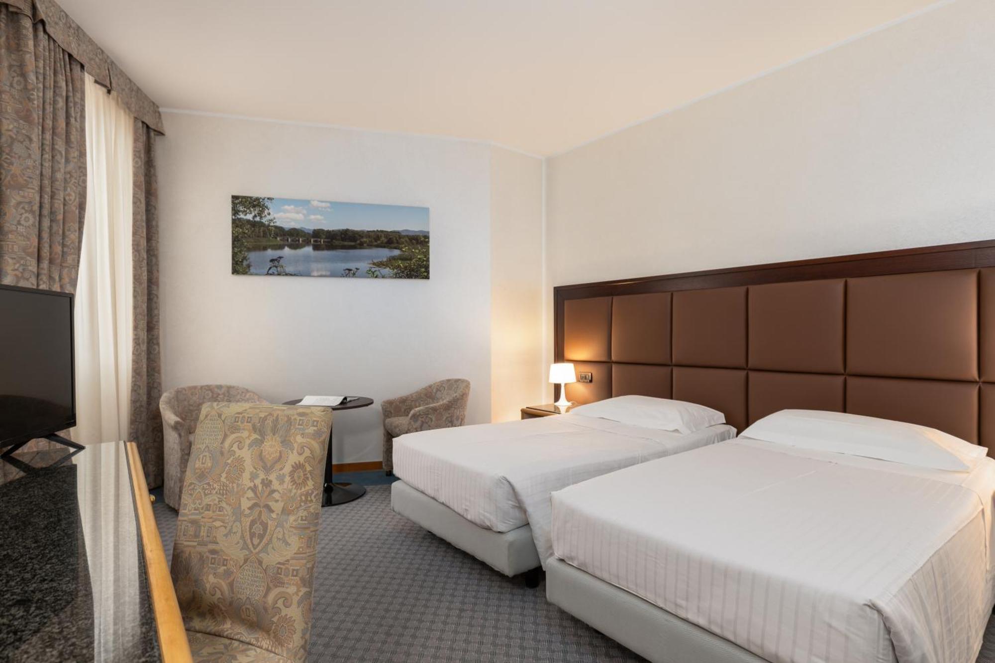 Hotel Minerva Arezzo Luaran gambar